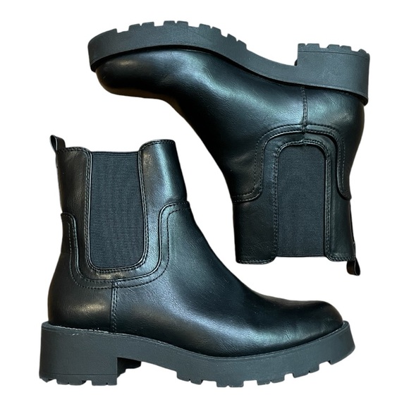 Old Navy Chelsea Platform Moto Boot - Picture 3 of 8